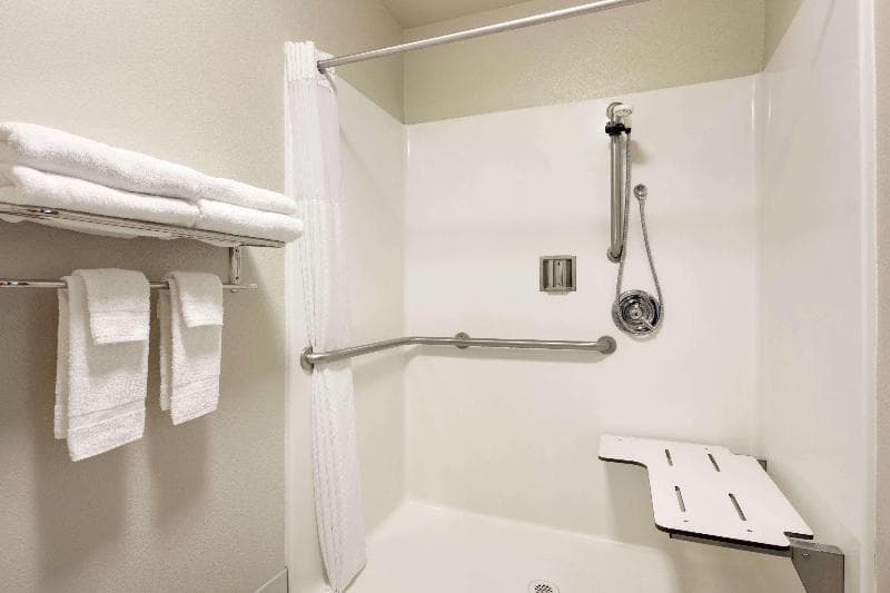 Travelodge By Wyndham Dunsmuir 4
