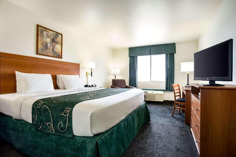 Travelodge by Wyndham Bill WY Thunder Basin Ntl Grassland 4