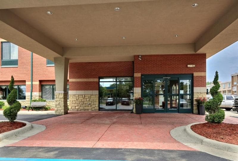 Comfort Suites 2