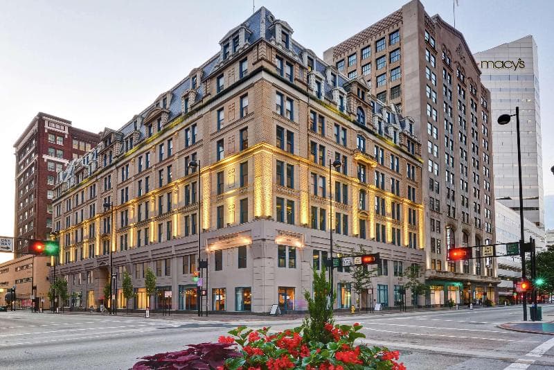 The Cincinnatian Hotel, Curio Collection by Hilton photo 1