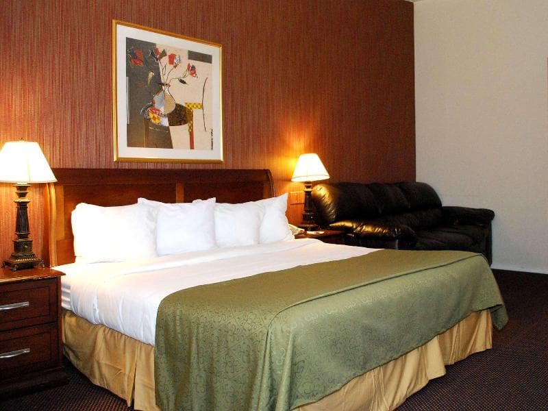Travelodge By Wyndham Watertown photo 1