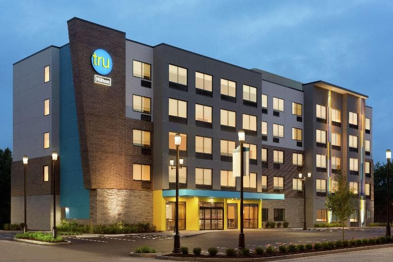 Tru by Hilton St. Charles St. Louis 5