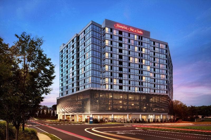 Hampton Inn & Suites Teaneck Glenpointe, NJ 2