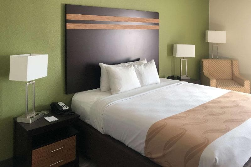 Quality Inn & Suites Mount Vernon 2