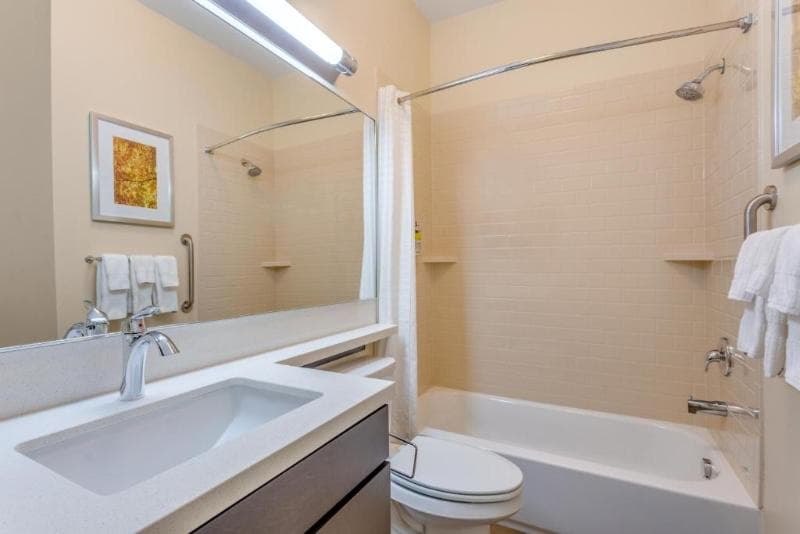 Candlewood Suites Bethlehem South 3