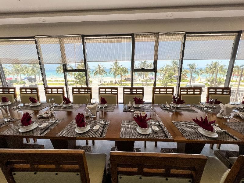 Serene Beach Hotel By Maison Des Fleurs Hospitality 5