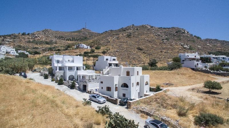 Aeolos Luxury Villas & Suites 4