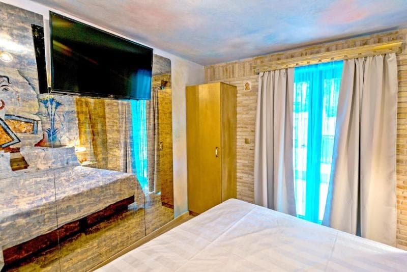 Leda Suites 4