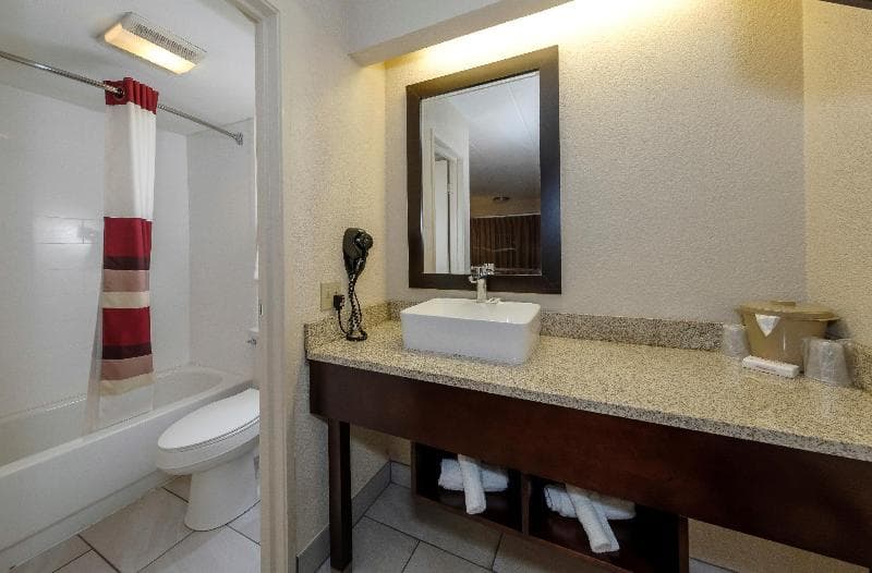 Red Roof Inn Lansing East – Msu 2