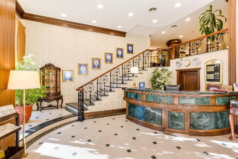 Gordion Hotel 4