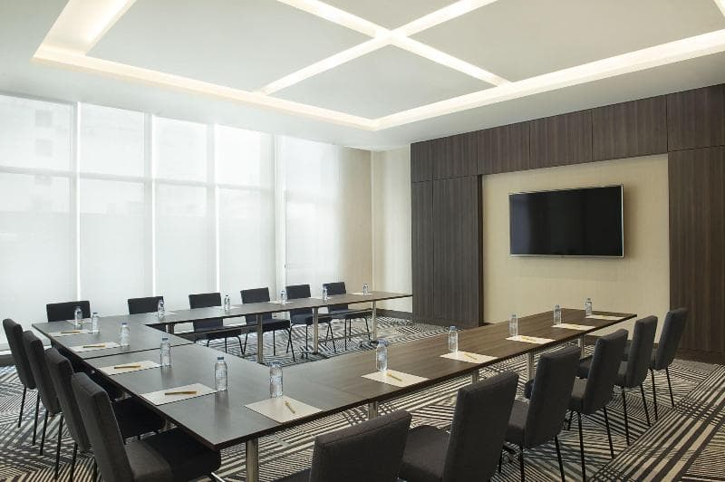 Hampton By Hilton Dubai Airport 3