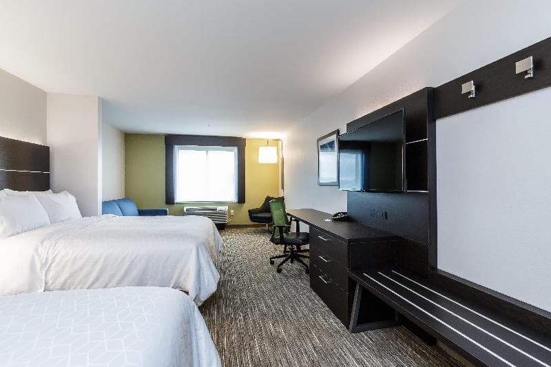 Holiday Inn Express & Suites South Bend - Casino 4