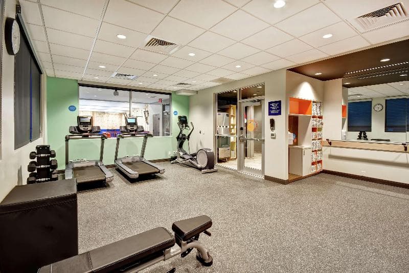 Tru by Hilton Syracuse-Camillus 2
