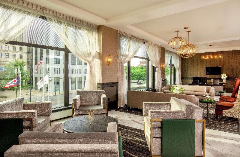 DoubleTree by Hilton Youngstown Downtown 4