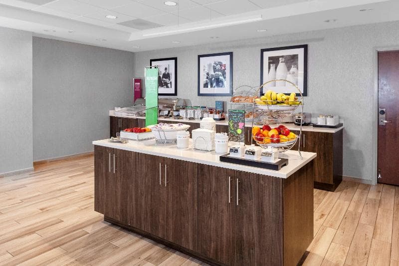 Hampton Inn & Suites Chicago-Burr Ridge 3