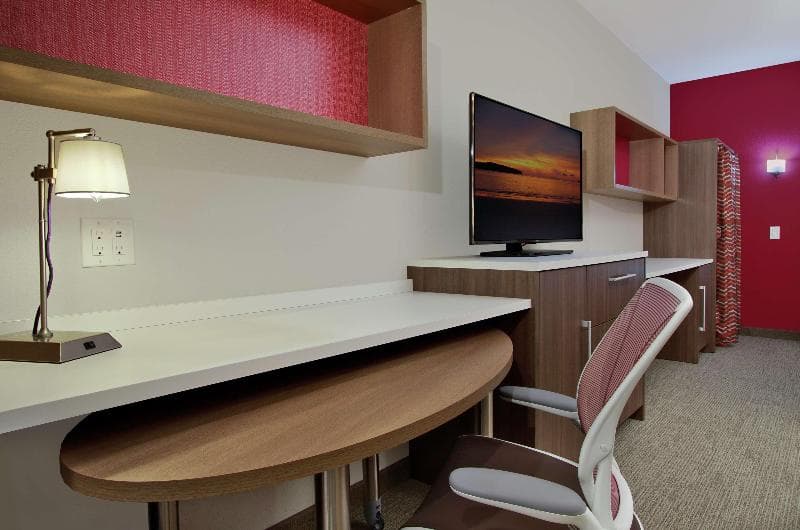 Home2 Suites by Hilton Mobile I-65 Government Blvd. 5