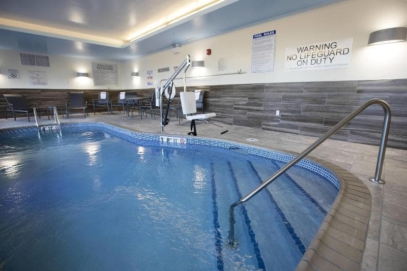 Fairfield Inn & Suites Detroit Lakes 2