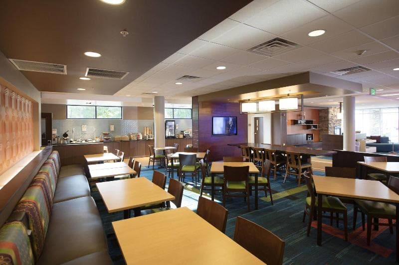 Fairfield Inn & Suites Detroit Lakes 3