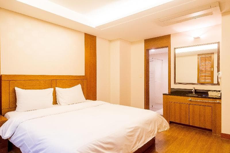 Amber City Hotel main