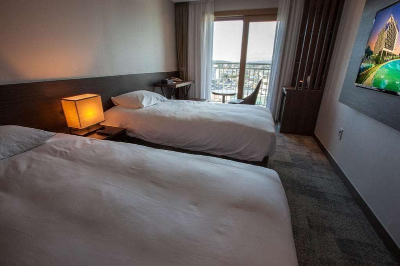 Golden Tulip Jeju Seongsan Hotel 3