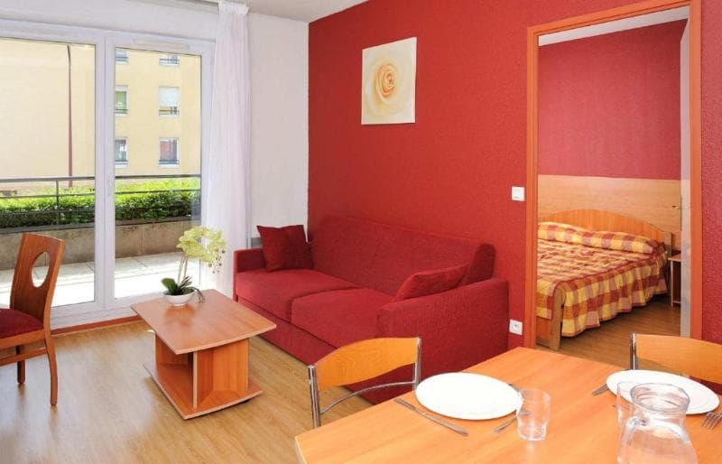 Sejours Et Affaires Saint Genis 5