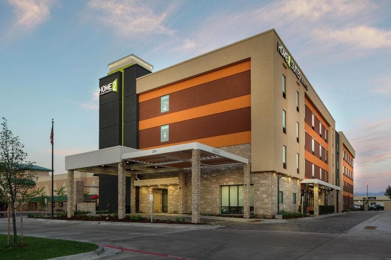 Home2 Suites by Hilton Fort Collins 4