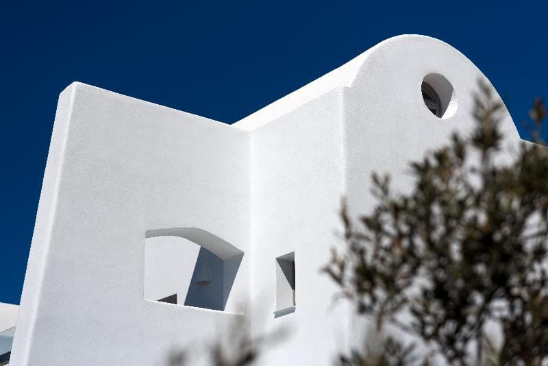 White Harmony Suites 4