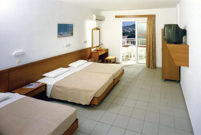 Diagoras Hotel 4