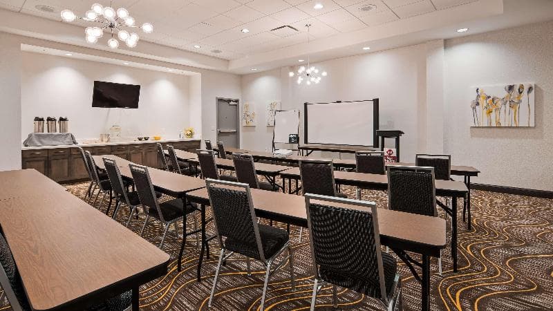 Best Western Plus Cranberry-Pittsburgh North photo 1