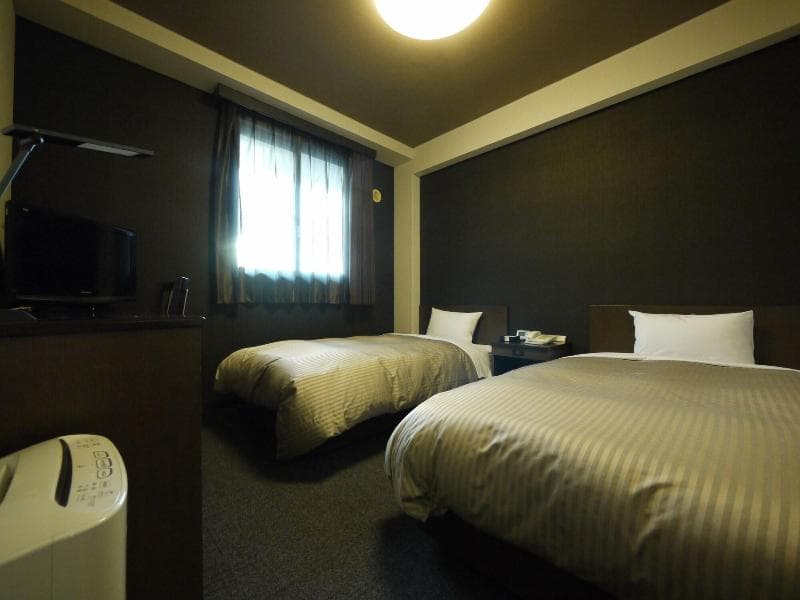 Hotel Route-Inn Court Kofu Isawa 3