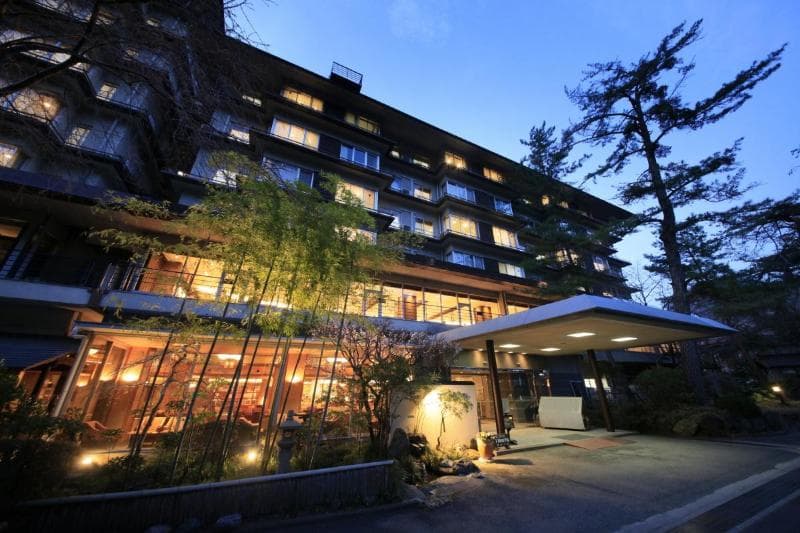Shimobe Hotel 5