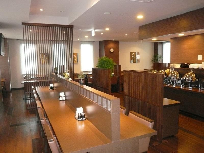 Route-Inn Hikone 3
