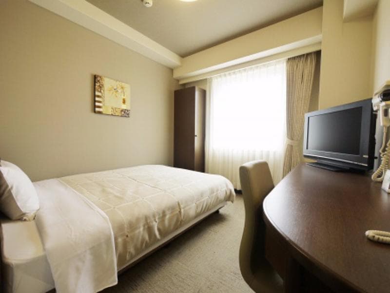 Hotel Route-Inn Nobeoka Ekimae 3