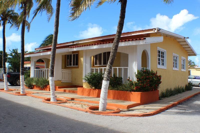 Coconut Inn 1