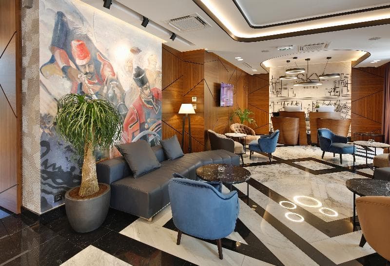 Sky Hotel 4
