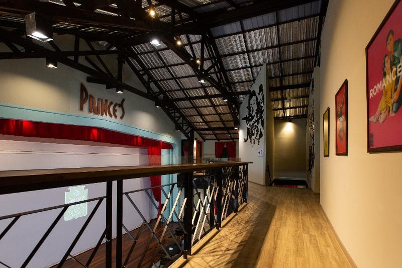 Prince Theatre Heritage Stay 3