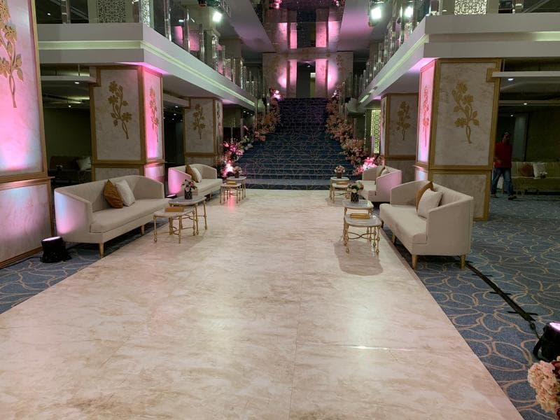 Olian Hotel photo 1