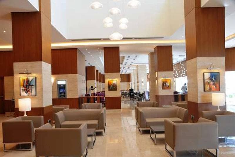 Golden Tulip Le Diplomate 5
