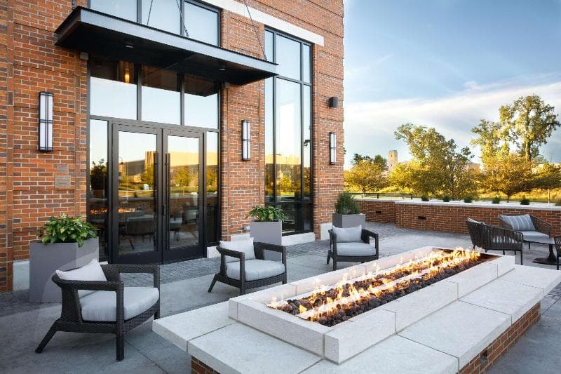 Embassy Suites by Hilton South Bend at Notre Dame 4