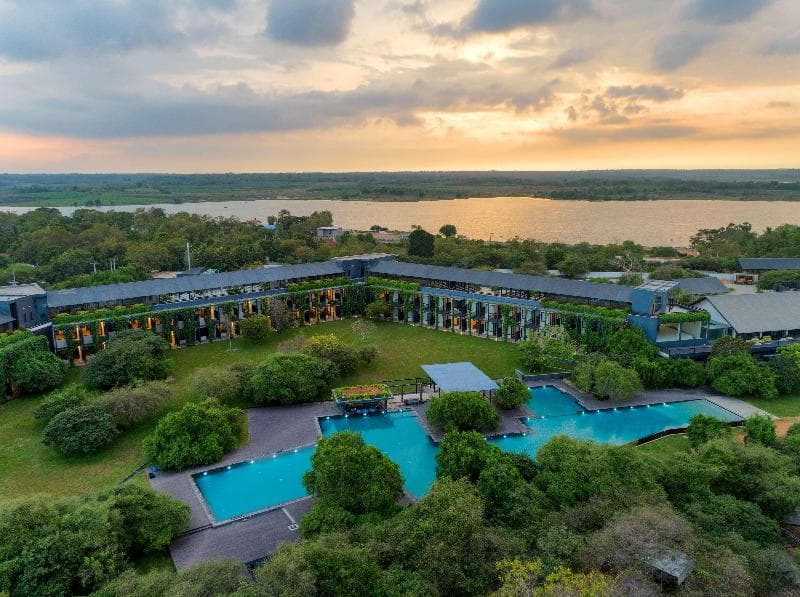 DoubleTree by Hilton Weerawila Rajawarna Resort 2
