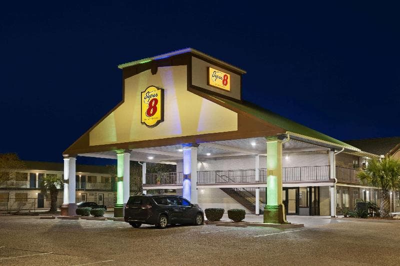 Super 8 By Wyndham Gulfport Near Biloxi 2