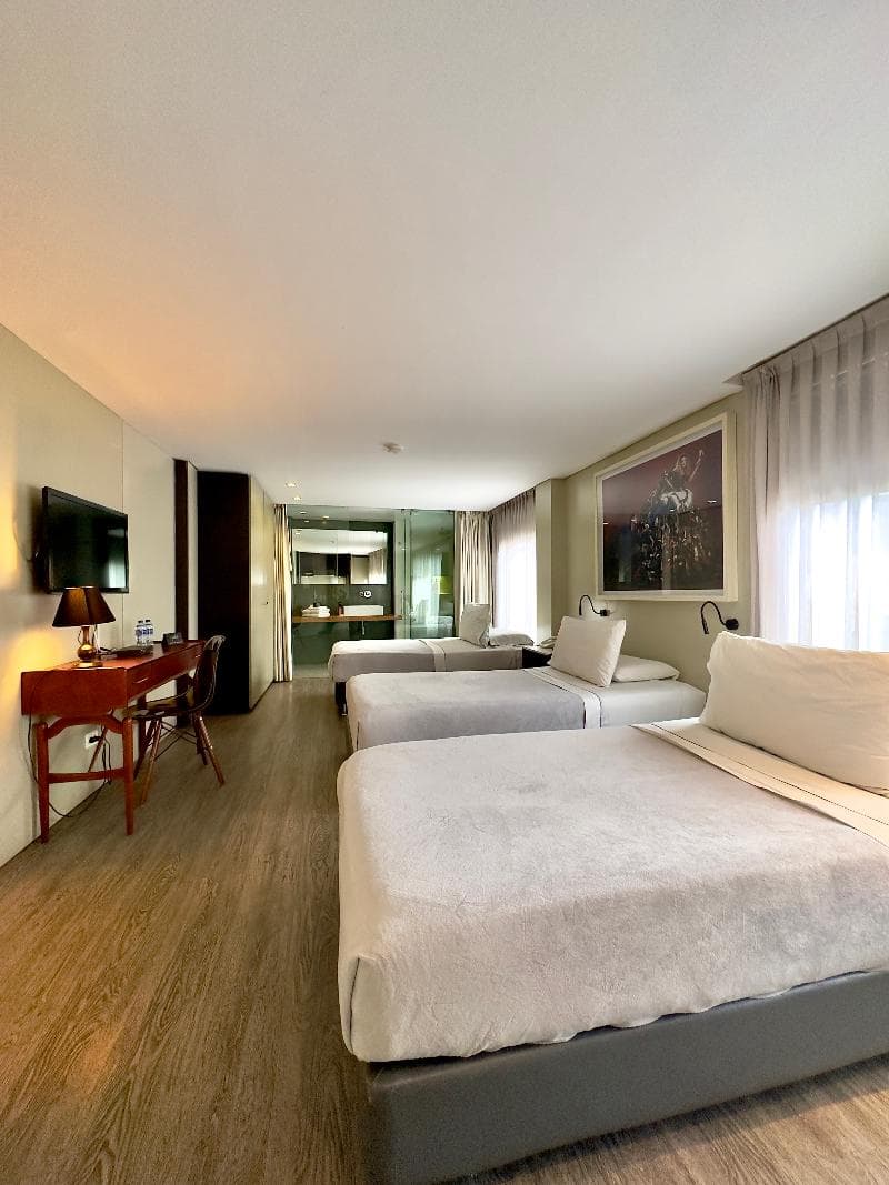 The Grace Hotel 5