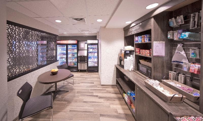 Candlewood Suites Baltimore - Inner Harbor 3