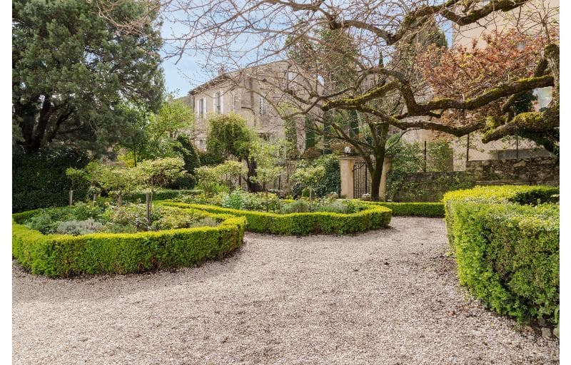 Hostellerie Le Beffroi, The Originals Relais 4