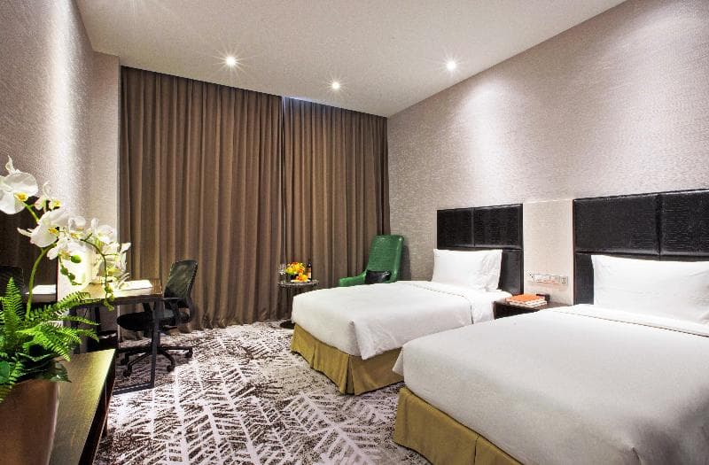 Holiday Inn Shanghai Jinshan 4