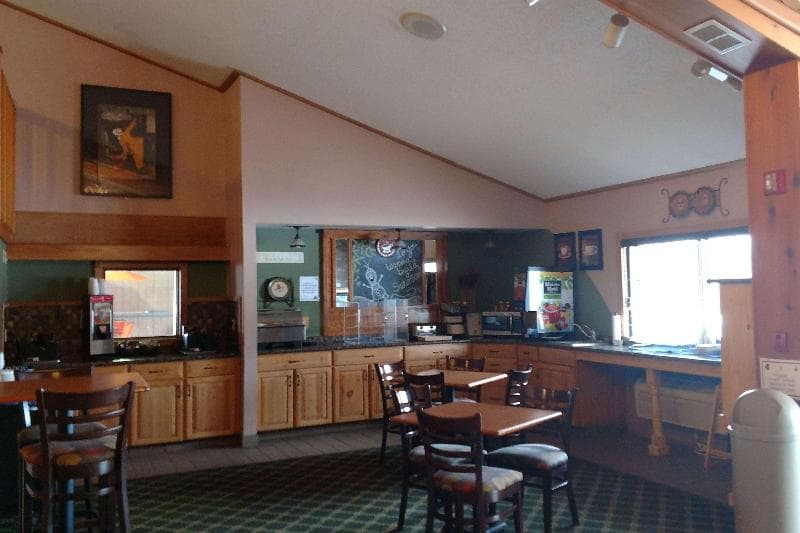 Americinn By Wyndham Iron River 3