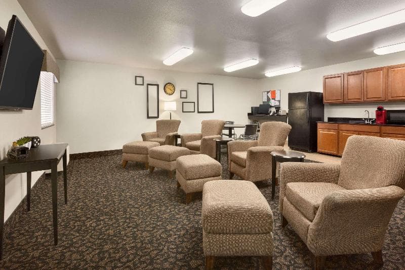 Travelodge By Wyndham Santa Teresa 2