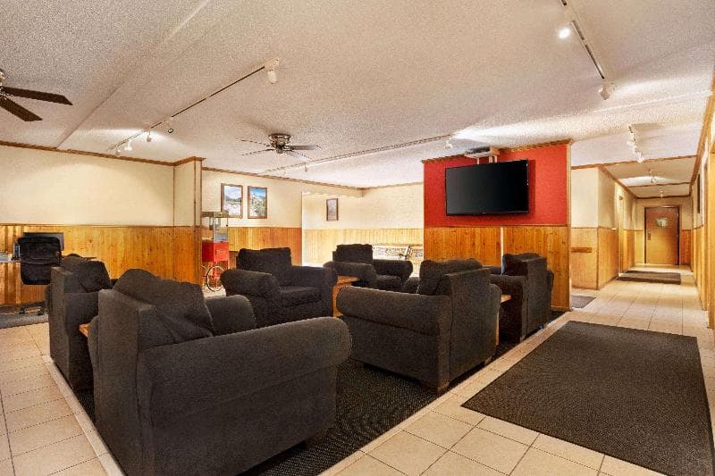 Travelodge By Wyndham Edgemont 4
