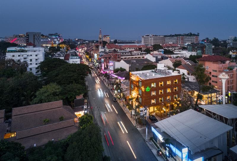 Peak Nimman Prestige Hotel main