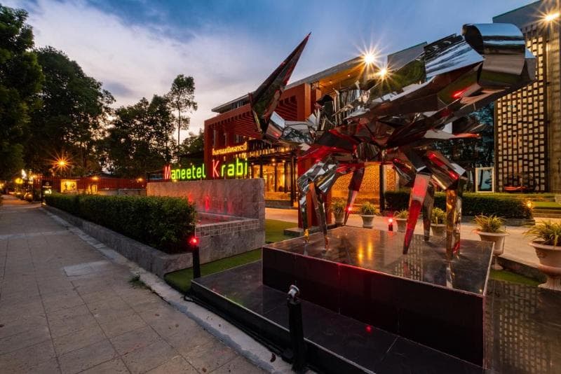Maneetel Krabi Beachfront 5
